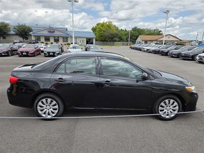 2012 Toyota Corolla LE   - Photo 2 - Lafayette, IN 47905