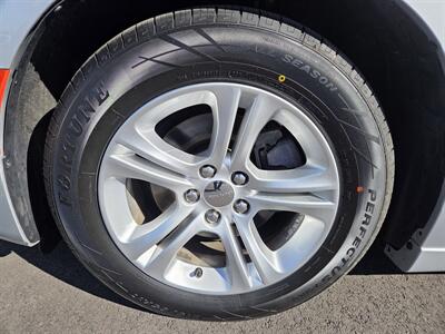 2020 Dodge Charger SXT   - Photo 9 - Lafayette, IN 47905