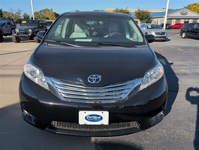 2012 Toyota Sienna Limited 7-Passenger   - Photo 8 - Lafayette, IN 47905