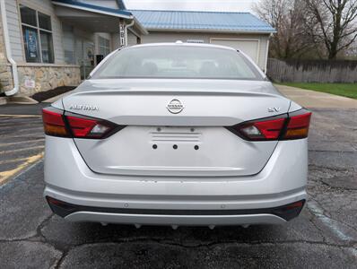 2021 Nissan Altima 2.5 SV   - Photo 4 - Lafayette, IN 47905