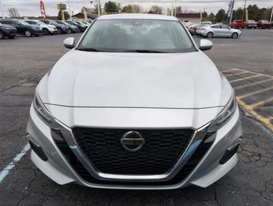 2021 Nissan Altima 2.5 SV   - Photo 8 - Lafayette, IN 47905