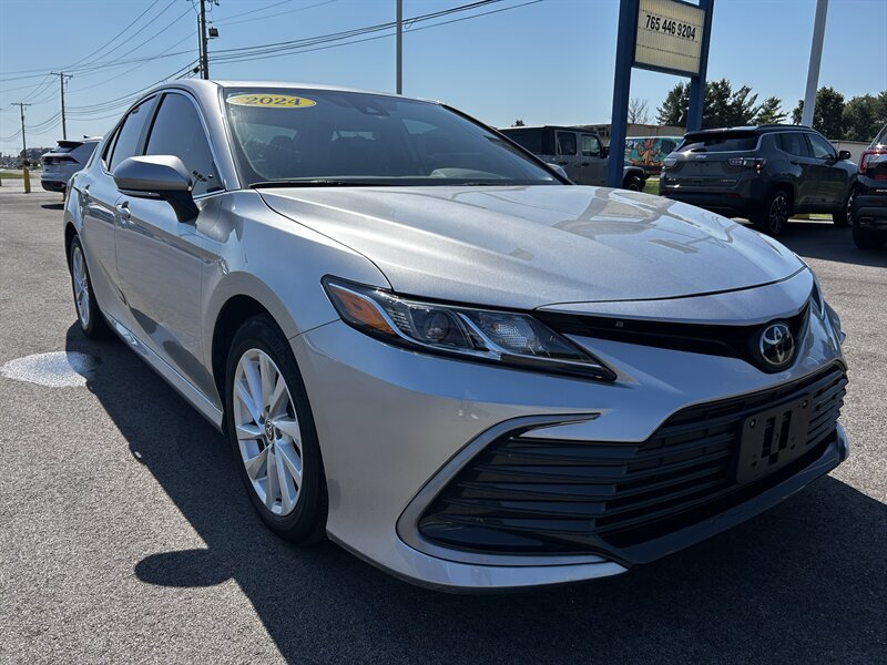 2024 Toyota Camry LE   - Photo 1 - Lafayette, IN 47905