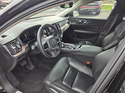 2023 Volvo S60 Recharge T8 Plus Dark Theme - Photo 9 - Lafayette, IN 47905
