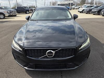 2023 Volvo S60 Recharge T8 Plus Dark Theme - Photo 8 - Lafayette, IN 47905