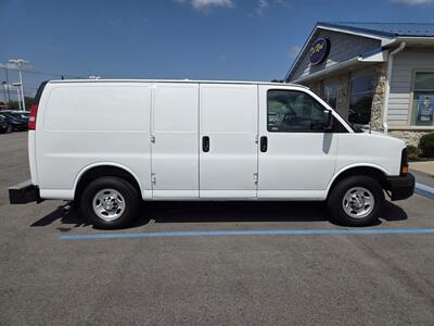 2015 Chevrolet Express 2500 - Photo 2 - Lafayette, IN 47905
