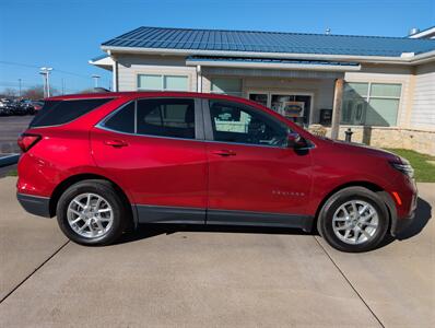 2022 Chevrolet Equinox LT   - Photo 2 - Lafayette, IN 47905