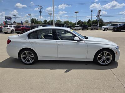 2017 BMW 330i xDrive   - Photo 2 - Lafayette, IN 47905
