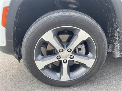 2023 Jeep Grand Cherokee 4xe   - Photo 9 - Lafayette, IN 47905