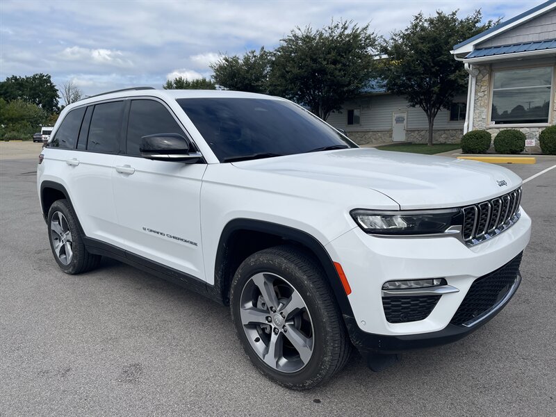 2023 Jeep Grand Cherokee 4xe   - Photo 1 - Lafayette, IN 47905