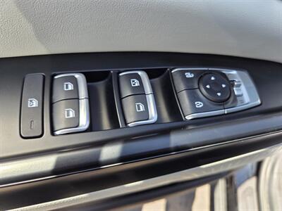 2024 Kia Carnival LX   - Photo 12 - Lafayette, IN 47905