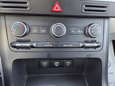 2024 Kia Carnival LX   - Photo 19 - Lafayette, IN 47905