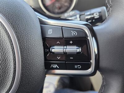 2024 Kia Carnival LX   - Photo 15 - Lafayette, IN 47905