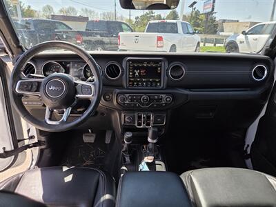 2023 Jeep Wrangler Sahara 4xe   - Photo 13 - Lafayette, IN 47905