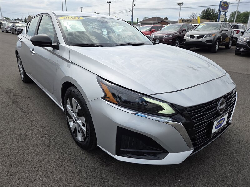 2024 Nissan Altima 2.5 S   - Photo 1 - Lafayette, IN 47905