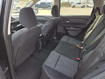 2024 Nissan Rogue SV - Photo 11 - Lafayette, IN 47905