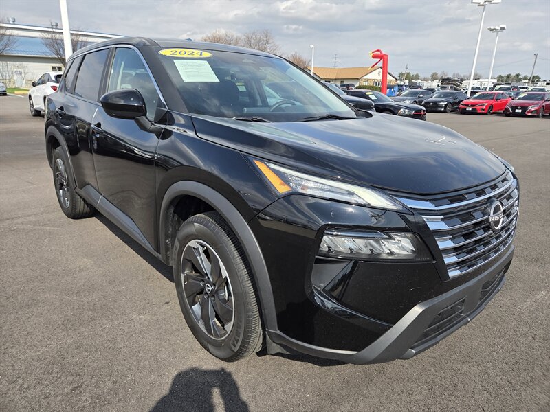 2024 Nissan Rogue SV   - Photo 1 - Lafayette, IN 47905