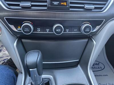 2019 Honda Accord LX   - Photo 17 - Lafayette, IN 47905