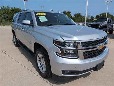 2019 Chevrolet Suburban LT   - Photo 1 - Lafayette, IN 47905