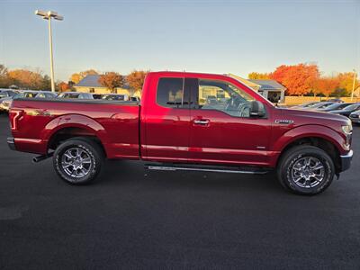 2017 Ford F-150 XLT   - Photo 2 - Lafayette, IN 47905