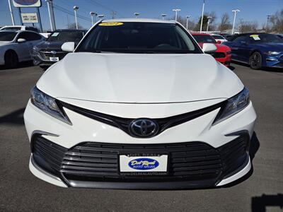 2021 Toyota Camry LE   - Photo 8 - Lafayette, IN 47905