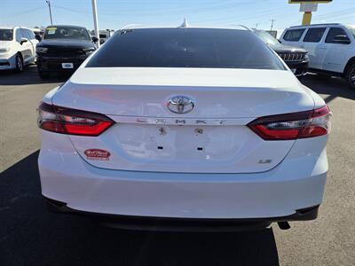 2021 Toyota Camry LE   - Photo 4 - Lafayette, IN 47905
