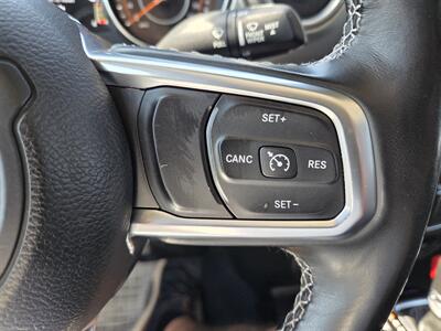 2020 Jeep Gladiator Overland   - Photo 15 - Lafayette, IN 47905