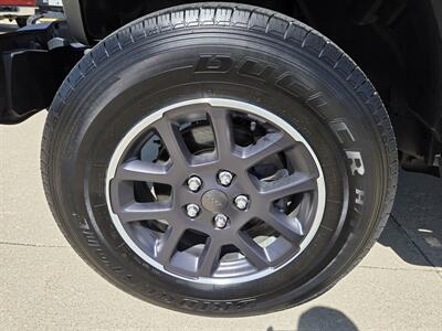 2020 Jeep Gladiator Overland   - Photo 9 - Lafayette, IN 47905