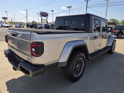 2020 Jeep Gladiator Overland   - Photo 3 - Lafayette, IN 47905