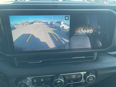 2024 Jeep Wrangler Sahara 4xe - Photo 17 - Lafayette, IN 47905