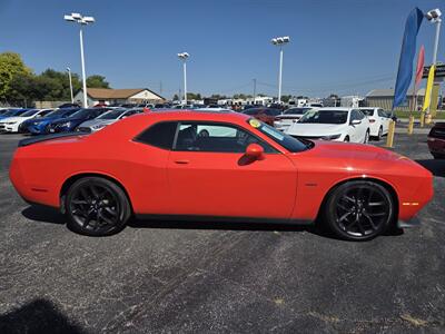 2019 Dodge Challenger R/T   - Photo 2 - Lafayette, IN 47905