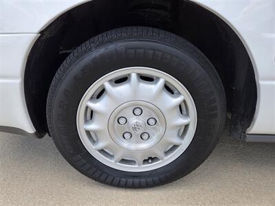2000 Buick LeSabre Limited   - Photo 9 - Lafayette, IN 47905