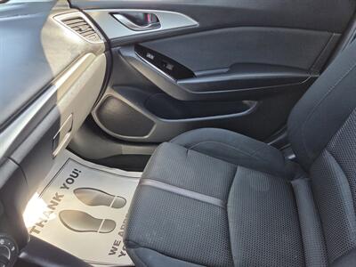 2017 Mazda Mazda3 Sport   - Photo 22 - Lafayette, IN 47905