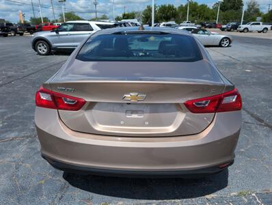 2018 Chevrolet Malibu LT   - Photo 4 - Lafayette, IN 47905