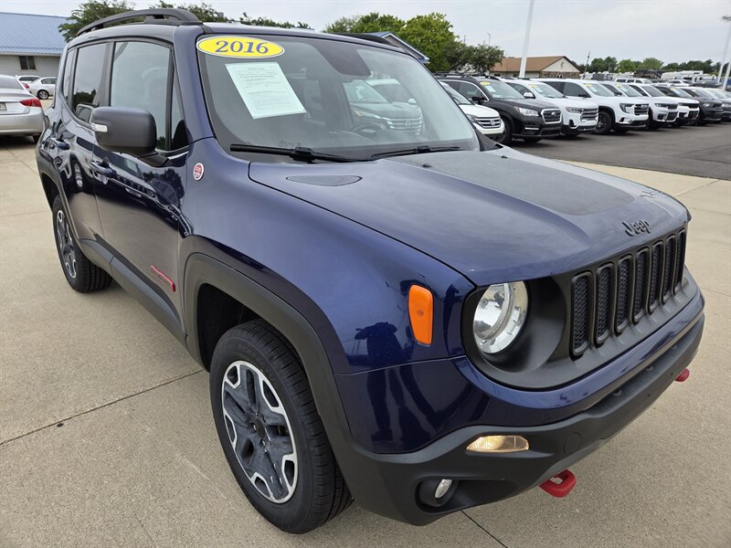 2016 Jeep Renegade Trailhawk   - Photo 1 - Lafayette, IN 47905