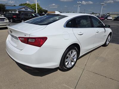 2023 Chevrolet Malibu LT   - Photo 2 - Lafayette, IN 47905