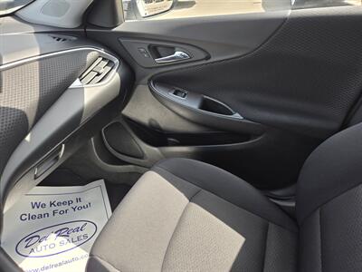 2023 Chevrolet Malibu LT   - Photo 18 - Lafayette, IN 47905