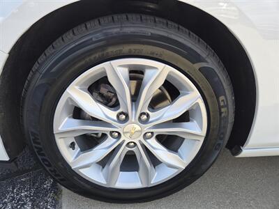 2023 Chevrolet Malibu LT   - Photo 10 - Lafayette, IN 47905