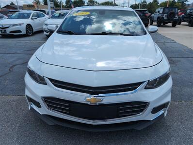 2017 Chevrolet Malibu Premier   - Photo 8 - Lafayette, IN 47905