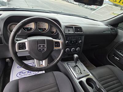2012 Dodge Challenger SXT   - Photo 11 - Lafayette, IN 47905