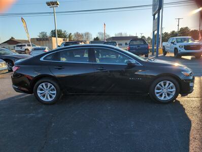 2020 Chevrolet Malibu LT   - Photo 2 - Lafayette, IN 47905