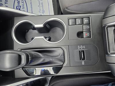 2023 Toyota Highlander L   - Photo 21 - Lafayette, IN 47905