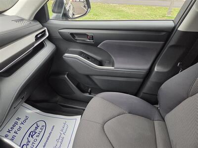 2023 Toyota Highlander L   - Photo 23 - Lafayette, IN 47905