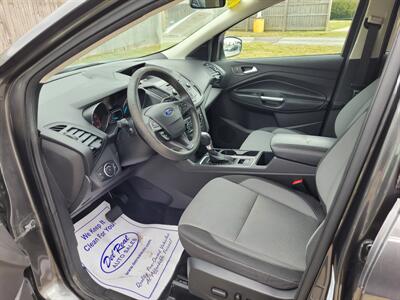 2017 Ford Escape SE   - Photo 10 - Lafayette, IN 47905