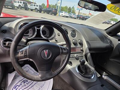 2006 Pontiac Solstice - Photo 10 - Lafayette, IN 47905