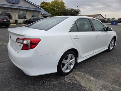2012 Toyota Camry SE   - Photo 3 - Lafayette, IN 47905