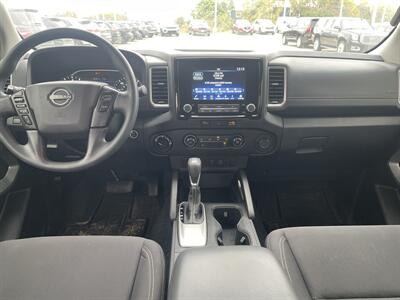 2023 Nissan Frontier SV - Photo 11 - Lafayette, IN 47905