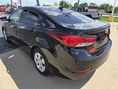2016 Hyundai ELANTRA SE   - Photo 5 - Lafayette, IN 47905