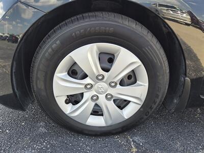 2016 Hyundai ELANTRA SE   - Photo 9 - Lafayette, IN 47905