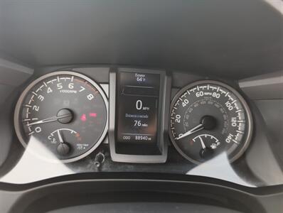 2017 Toyota Tacoma TRD Pro   - Photo 18 - Lafayette, IN 47905