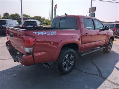 2017 Toyota Tacoma TRD Pro   - Photo 3 - Lafayette, IN 47905